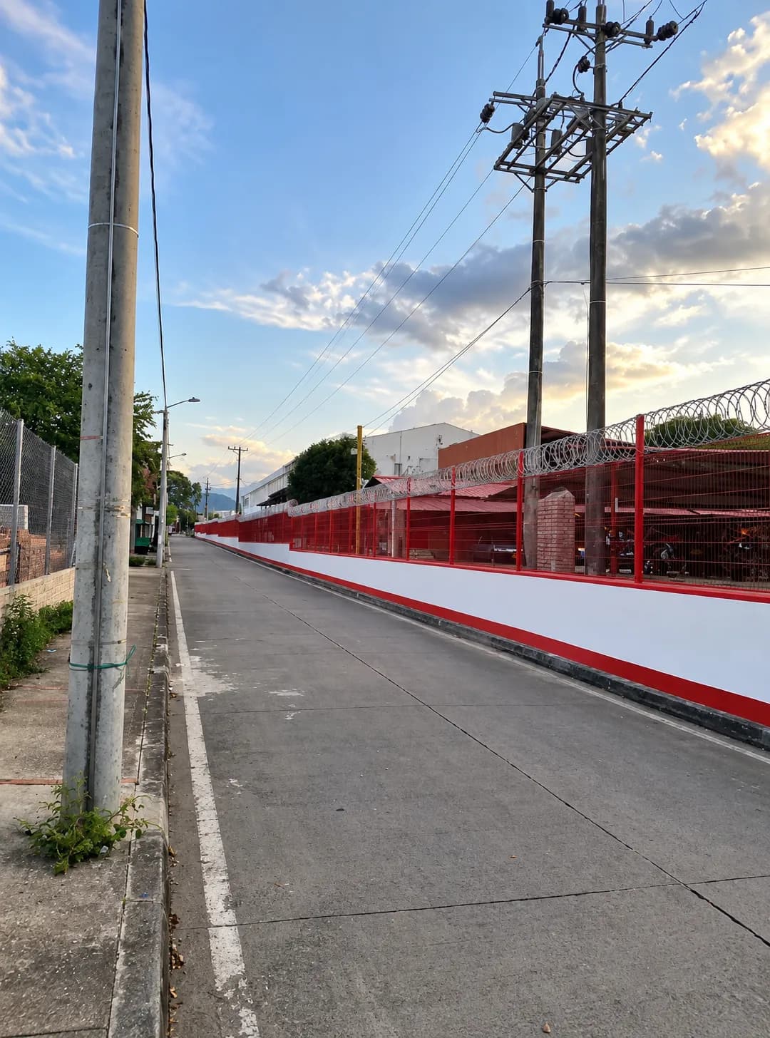 Cambio de líneas 34.5 kV — foto 1