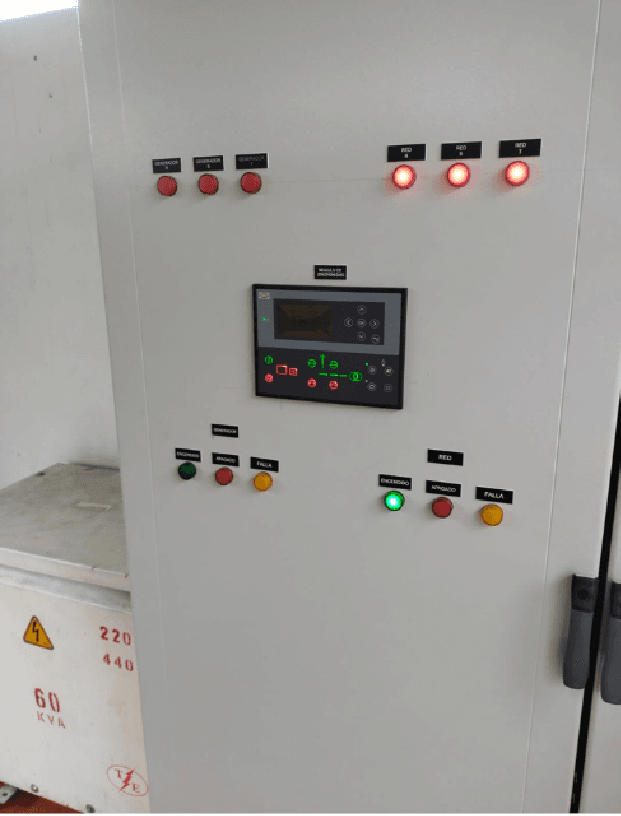 Tablero de transferencias automáticas instalado en subestación eléctrica